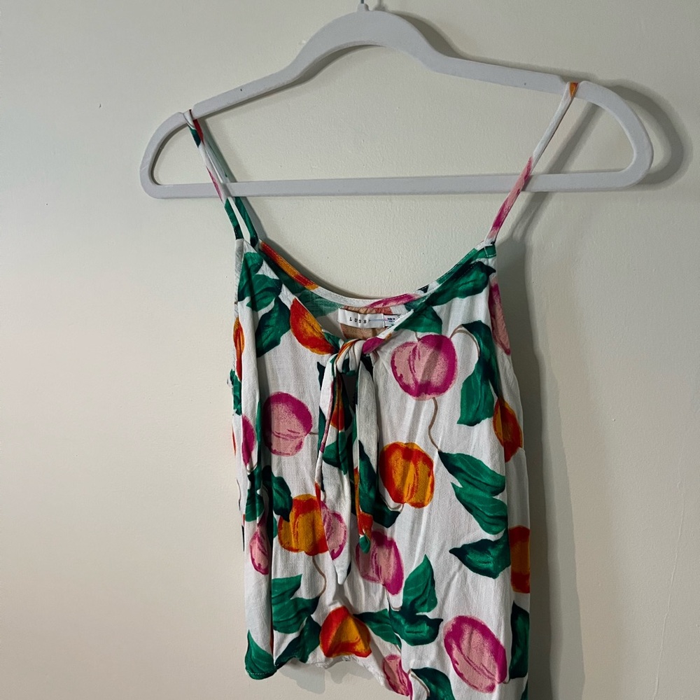 Lush Peach Tank - Picture 3 of 5